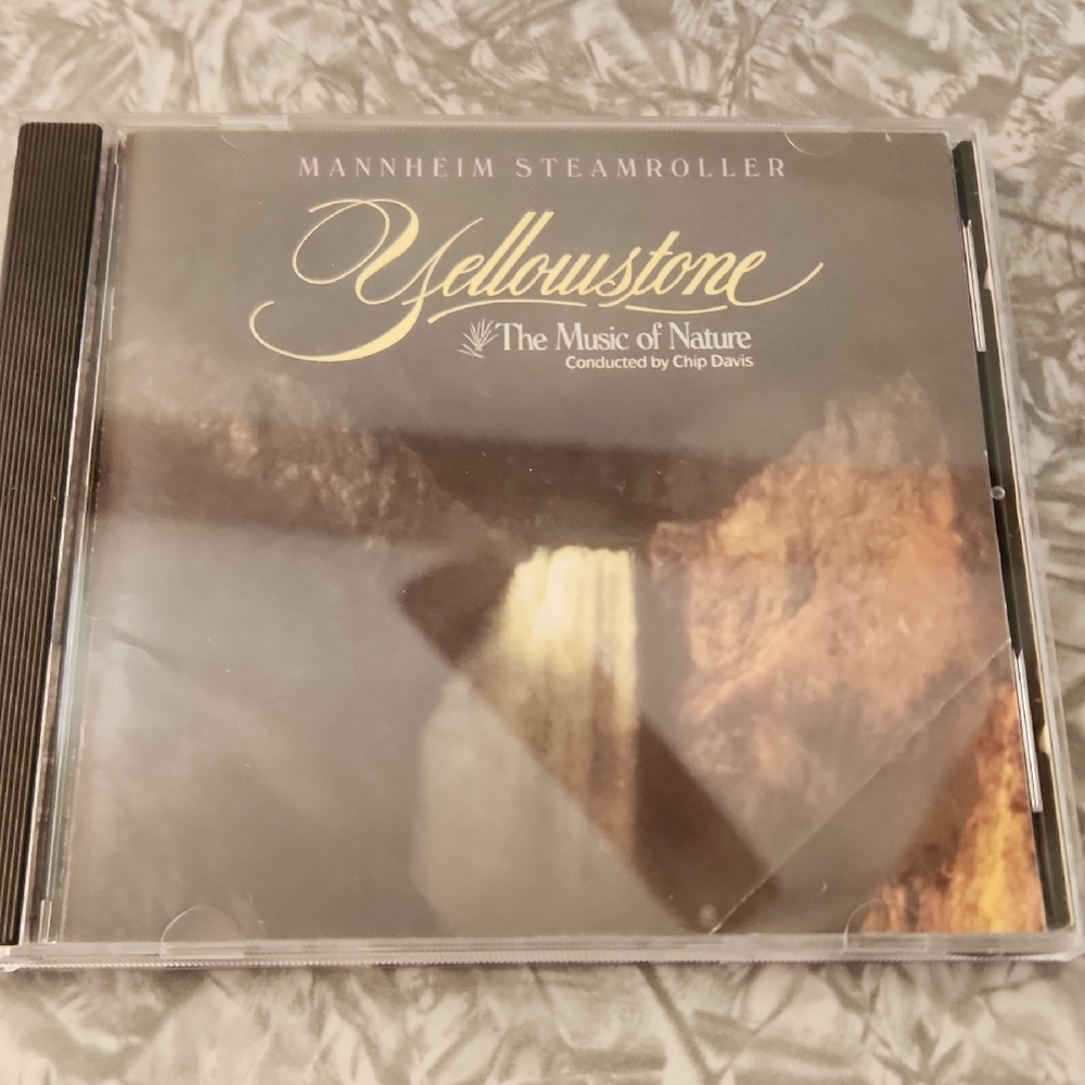 Yellowstone CD - Black